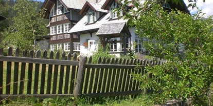 Pensionen - Spielplatz - Obertal (Schladming) - Bio Bauernhof Leitenmüller