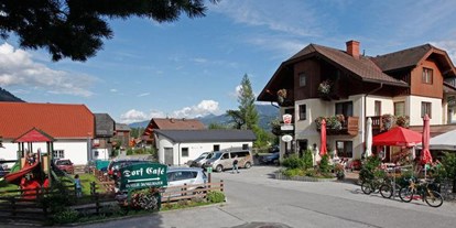 Pensionen - Langlaufloipe - Aigen im Ennstal - Dorf Café