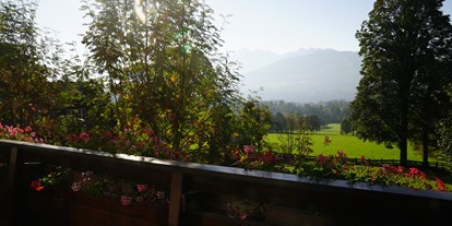 Pensionen - Frühstück: Frühstücksbuffet - Ramsau am Dachstein - Blick aus Zimmer - Dachsteinhof