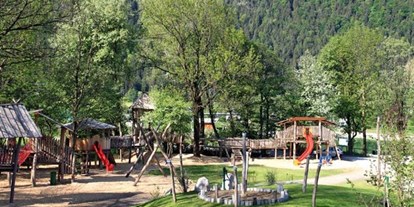 Pensionen - Spielplatz - Kolsass - Brixnerhof im Zillertal