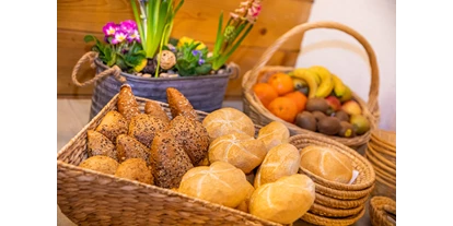 Pensionen - Taxenbach - Brot vom Biobäcker - Gästehaus Fellner