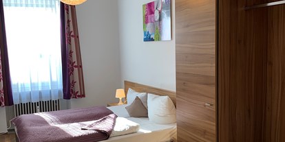 Pensionen - Straßlach-Dingharting - 3 Zimmer Apartment mit Bad & Küche - Aparthotel & Pension Belo Sono
