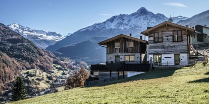 Pensionen - Kühlschrank - Fendels - Chaletansicht - The Peak Sölden