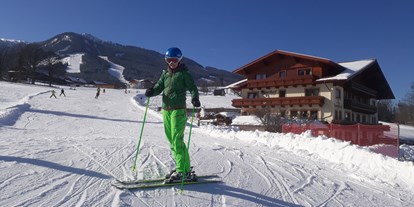 Pensionen - Skilift - Österreich - Direkt an der Piste, Blick auf die Hochwurzen - Hotel Pension Sporthof