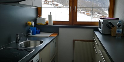Pensionen - Kühlschrank - Tiroler Oberland - Apart Edelweiß Küche - Pension Edmund