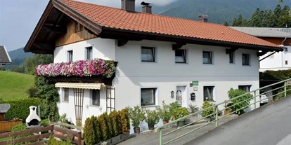 Pensionen - Garten - Aurach bei Kitzbühel - Privatvermietung Haus Feichter