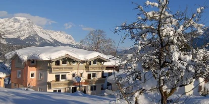 Pensionen - Terrasse - Oberndorf in Tirol - Landhaus Strasser