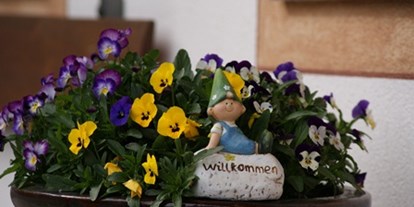 Pensionen - Garten - Aurach bei Kitzbühel - Herzlich Willkommen - Duschberghof