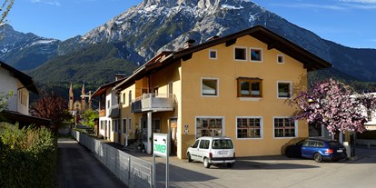 Pensionen - Terrasse - Obtarrenz - Willkommen im Haus Stubenböck in Telfs - Haus Stubenböck