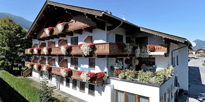 Pensionen - Art der Pension: Gasthaus mit Zimmervermietung - Schönau (Breitenbach am Inn) - Pension Traube