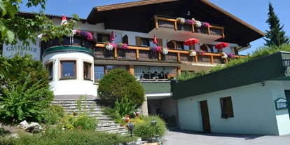 Pensionen - Umgebungsschwerpunkt: Berg - Österreich - Haus im Sommer - Frühstückspension Gästehaus Elisabeth