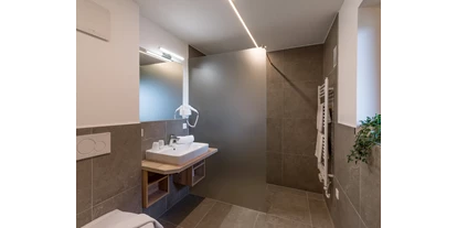 Pensionen - Umgebungsschwerpunkt: am Land - Kleinsöll - eines der Badezimmer im App. Kaiserblick  - Gasthof Schöntal