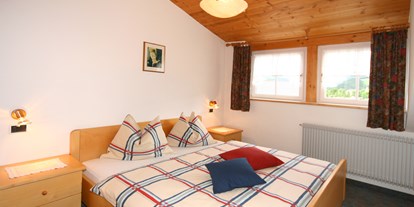 Pensionen - Gais (Trentino-Südtirol) - Ferienwohnung Beispiel Schlafzimmer - Henglerhof