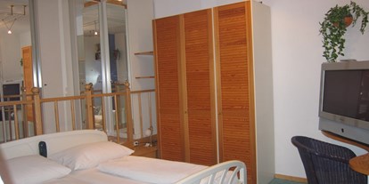Pensionen - Balkon - Weiler-Simmerberg - Zimmer mit Dusche, WC - Pension Sonne