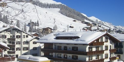 Pensionen - Skiverleih - Arlberg - Lavendel Aussenansicht Winter - Hotel Garni Lavendel