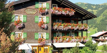 Pensionen - Terrasse - Wald am Arlberg - Gästehaus Fritz, Alexandra Broger - Gästehaus Fritz