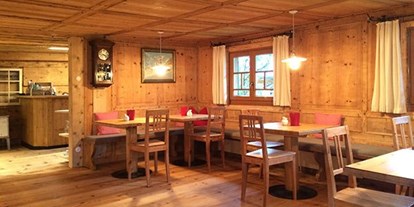 Pensionen - weitere Verpflegungsmöglichkeiten: Nachmittagskaffee - Langenegg - Walser Stube - Gästehaus Fritz