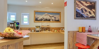 Pensionen - Umgebungsschwerpunkt: Berg - Teil des Frühstücksbuffets - DAS KLEEMANNs