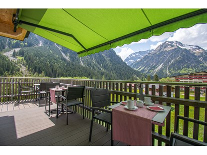 Pensionen - Skiverleih - Österreich - Balkon am Frühstücksraum - DAS KLEEMANNs