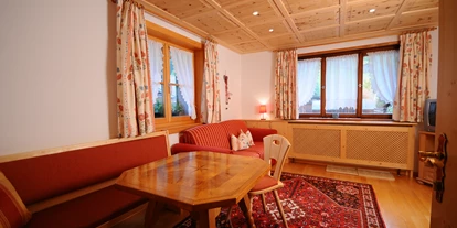 Pensionen - Umgebungsschwerpunkt: am Land - Dünserberg - Wohnzimmer im Doppelzimmer - Pension Faneskla