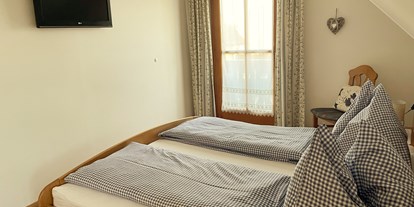 Pensionen - WLAN - Großklein - Doppelzimmer mit Balkon - Weingut & Buschenschank Pölzl