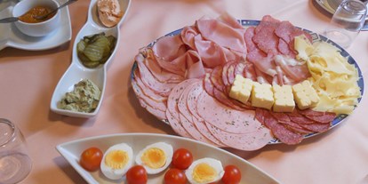 Pensionen - Restaurant - Pölshof - erweitertes Frühstück ab 06.00 Uhr - Frühstückspension Spandl