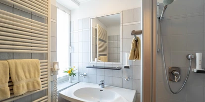 Pensionen - Umgebungsschwerpunkt: am Land - Freßnitz (Krieglach) - Badezimmer Doppelzimmer-Standard - Pension Ehrenfried