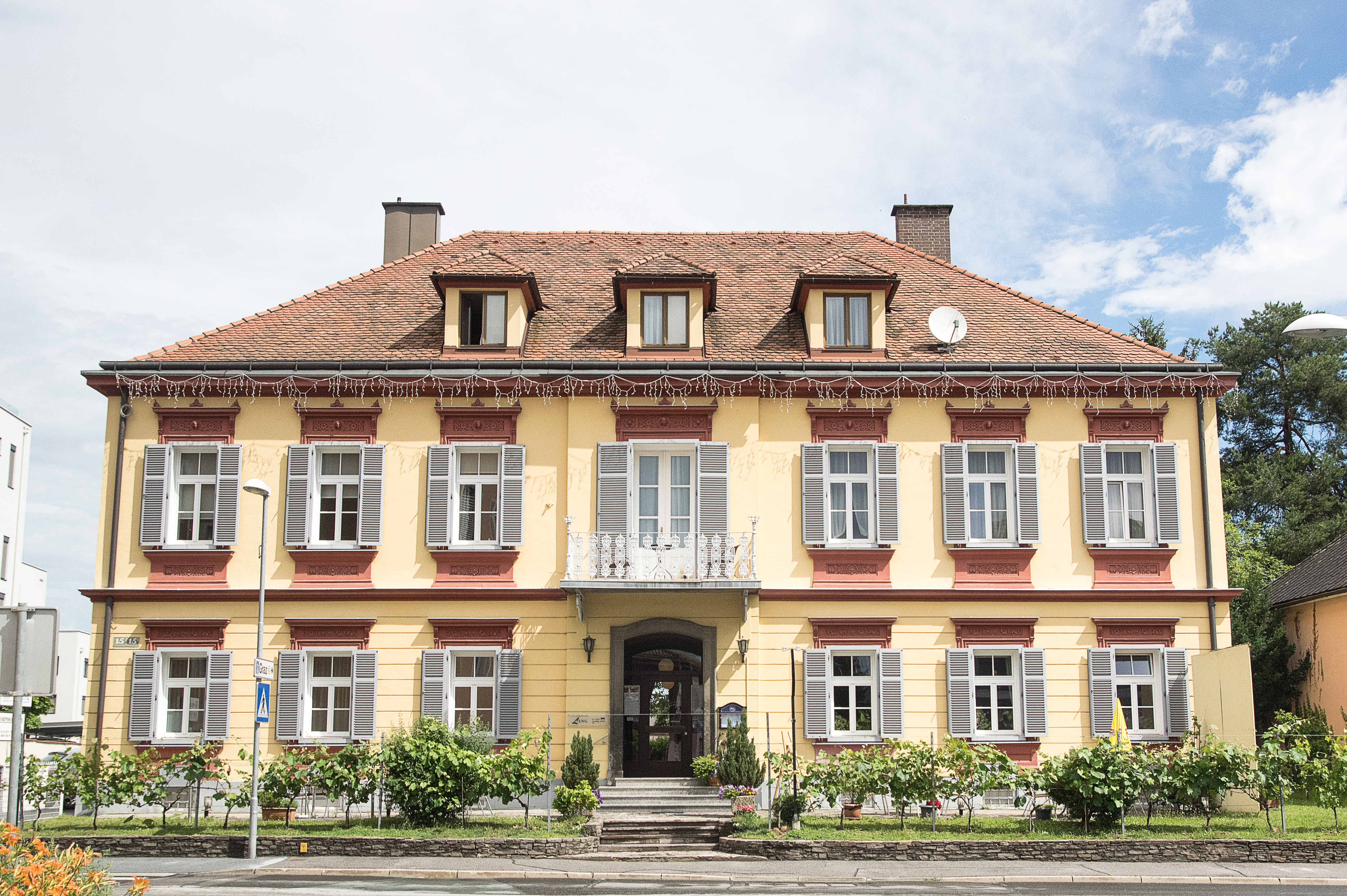 Frühstückspension - Vorderansicht - Privatpension Lang