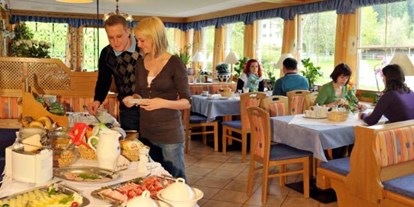 Pensionen - Frühstück: Frühstücksbuffet - Ramsau am Dachstein - Hotel Pension Alpenbad