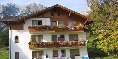 Pensionen - Pool - Pruggern - Hotel Pension Alpenbad