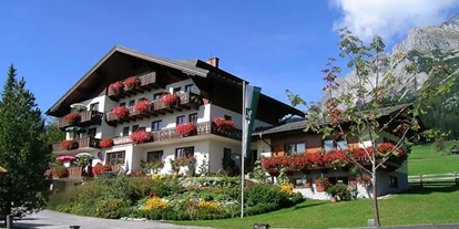 Pensionen - Balkon - Gröbming - Alpenhof Ramsau