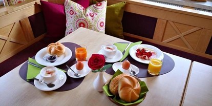 Pensionen - Frühstück: Frühstücksbuffet - Schladming - Gästehaus Pilz