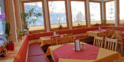 Pensionen - Restaurant - Obertraun - Frühstücksraum - Pension Kristall