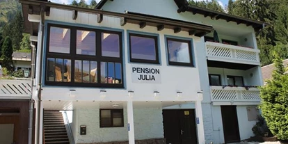 Pensionen - Garage für Zweiräder - St. Peter (Spittal an der Drau) - Pension Julia
