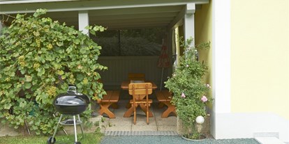 Pensionen - Garage für Zweiräder - Radlach (Steinfeld) - Ferienhaus Jantscher