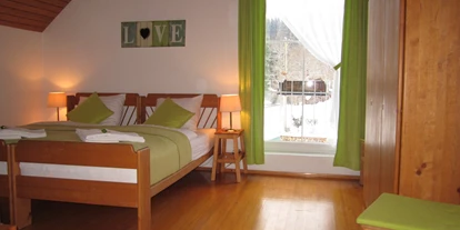 Pensionen - Skiverleih - Kleinsaß - Appartement Gitschtal
(2-4 Pers) 80 m2, mit 2 Schlafzimmer. - Haus Holunder Weissbriach
