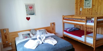 Pensionen - Umgebungsschwerpunkt: Berg - Weißbriach - Schlafzimmer von App Terras - Haus Holunder Weissbriach