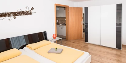 Pensionen - Kühlschrank - Schoberegg - Ap3  Schlafzimmer  - Ferienwohnung-Zimmer Yassi 