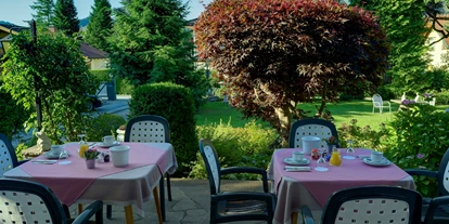 Pensionen - weitere Verpflegungsmöglichkeiten: Abendessen - Saps - Unsere sonnige Terrasse - Frühstückspension Golker