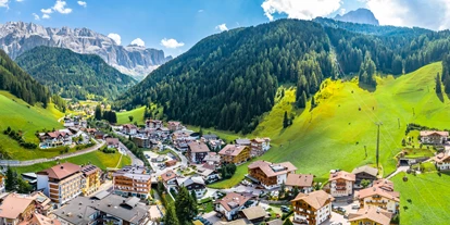 Pensionen - Parkplatz: gebührenpflichtig in Gehweite - Blumau (Trentino-Südtirol) - Hotel Stella