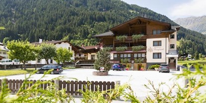 Pensionen - Art der Pension: Hotel Garni - Tirol - Hotel Garni Bergland