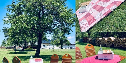 Pensionen - weitere Verpflegungsmöglichkeiten: Mittagessen - Oberbairing - Gastgarten in der Wiese ( Picknick) - Wirt z´Bairing