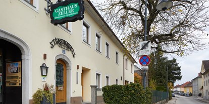 Pensionen - Umgebungsschwerpunkt: am Land - Gratz - Unser Familiengasthaus liegt direkt am Ortsplatz von Altenfelden. - Familiengasthaus Zellerwirt