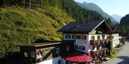 Pensionen - Terrasse - Seefeld in Tirol - Alpengasthof Schallerhof Restaurant