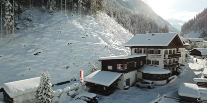 Pensionen - Garage für Zweiräder - Tirol - Alpengasthof Schallerhof Restaurant