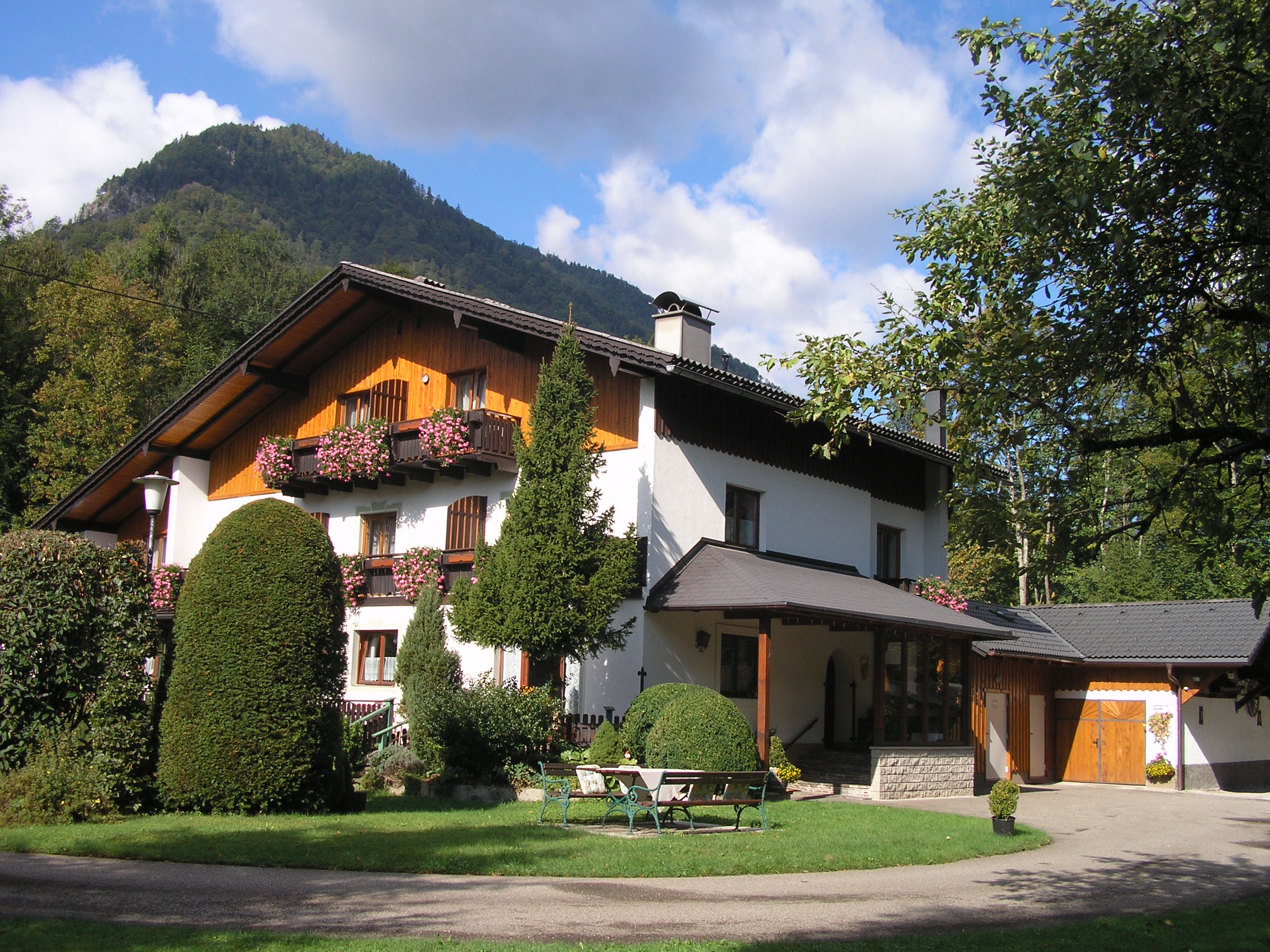 Frühstückspension - Hausansicht Kasbergblick - Pension Kasbergblick