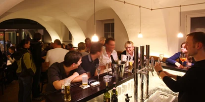 Pensionen - weitere Verpflegungsmöglichkeiten: Abendessen - Kronabitten - Bar - Gasthof Scherzl