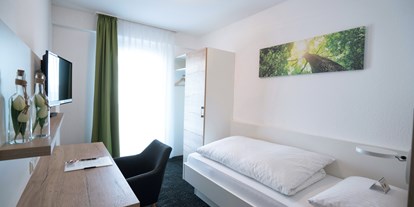 Pensionen - Art der Pension: Hotel Garni - Neustetten - Einzelzimmer - Hotel zur Sonne