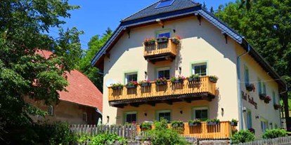 Pensionen - Garten - Bonndorf im Schwarzwald - Ansicht von außen - Ferienhaus LOTUS, Hof Stallegg