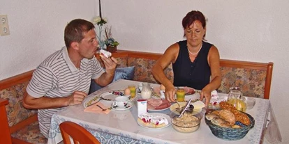 Pensionen - Frühstück: serviertes Frühstück - Dambach (Rosenau am Hengstpaß) - Ferienhof Bruderhof